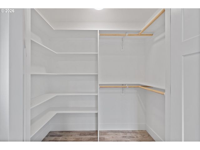 2065 Ne MULBERRY Loop, Lincoln City, OR 97367