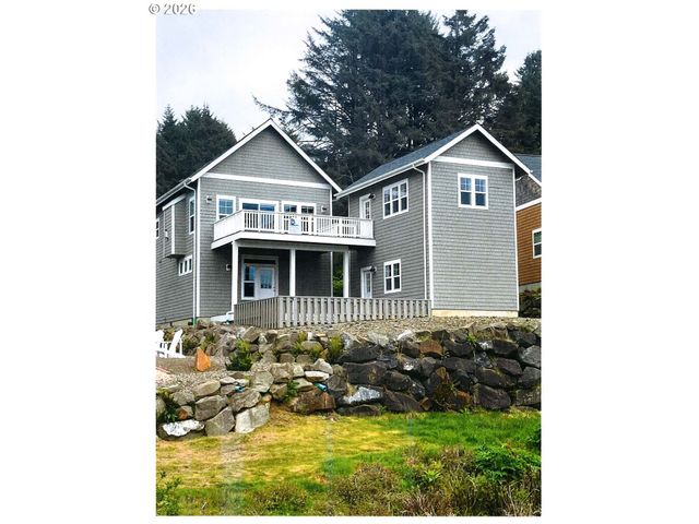 2065 Ne MULBERRY Loop, Lincoln City, OR 97367