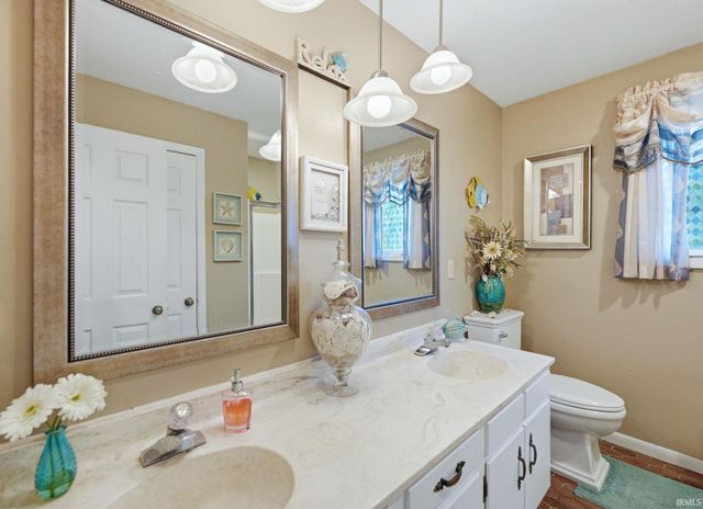 5101 N Timothy Way, Muncie, IN 47304