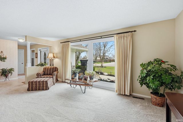 5101 N Timothy Way, Muncie, IN 47304