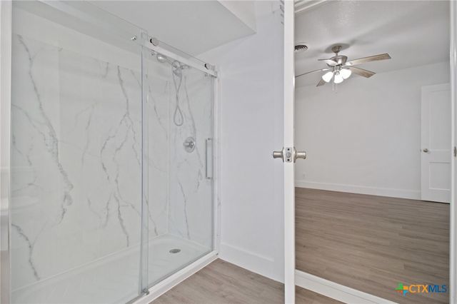 542 Williamsburg Place, San Antonio, TX 78201