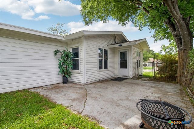 542 Williamsburg Place, San Antonio, TX 78201