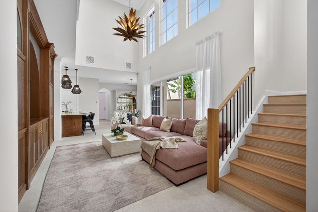 26 Stoney Drive, Palm Beach Gardens, FL 33410