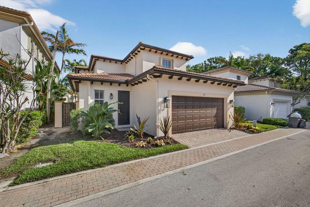 26 Stoney Drive, Palm Beach Gardens, FL 33410