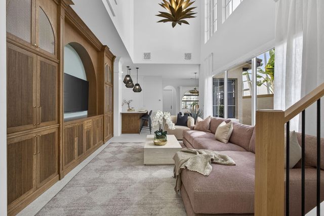 26 Stoney Drive, Palm Beach Gardens, FL 33410