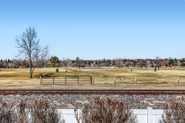 927 Champion Circle, Longmont, CO 80503