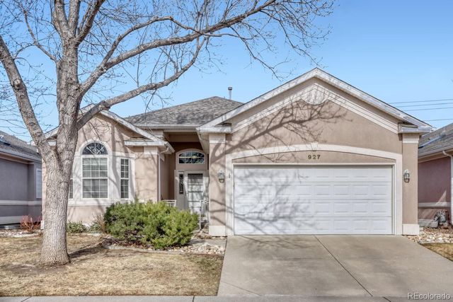 927 Champion Circle, Longmont, CO 80503