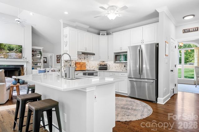 199 Buckingham Place Road, Mooresville, NC 28115