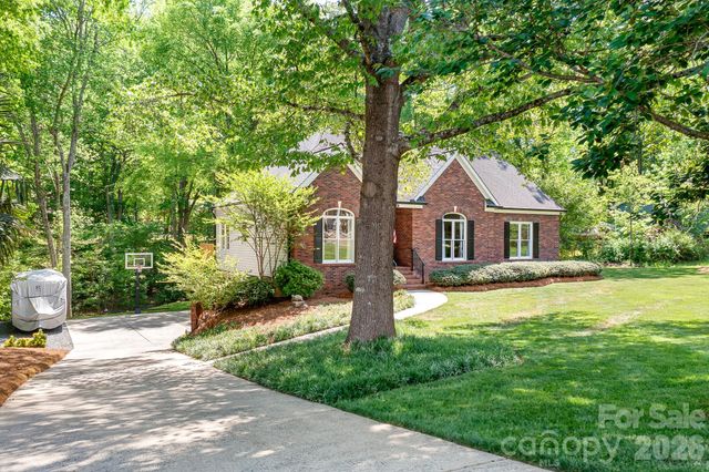 199 Buckingham Place Road, Mooresville, NC 28115