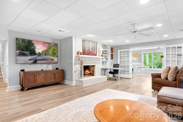 199 Buckingham Place Road, Mooresville, NC 28115