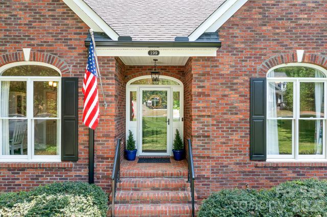 199 Buckingham Place Road, Mooresville, NC 28115