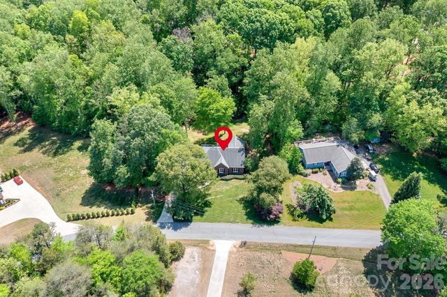 199 Buckingham Place Road, Mooresville, NC 28115