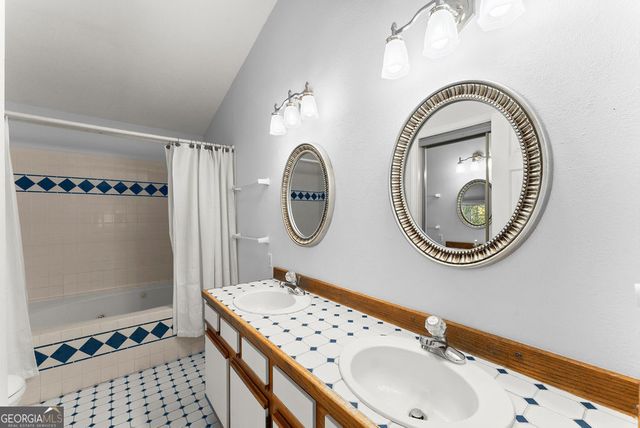 115 Country Side Drive, Mcdonough, GA 30252