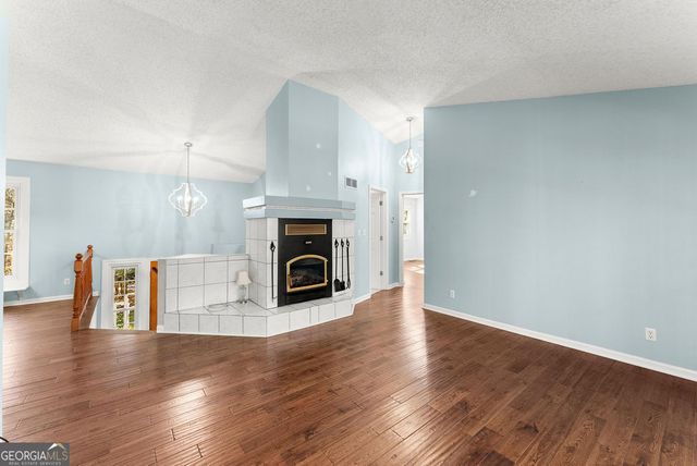 115 Country Side Drive, Mcdonough, GA 30252