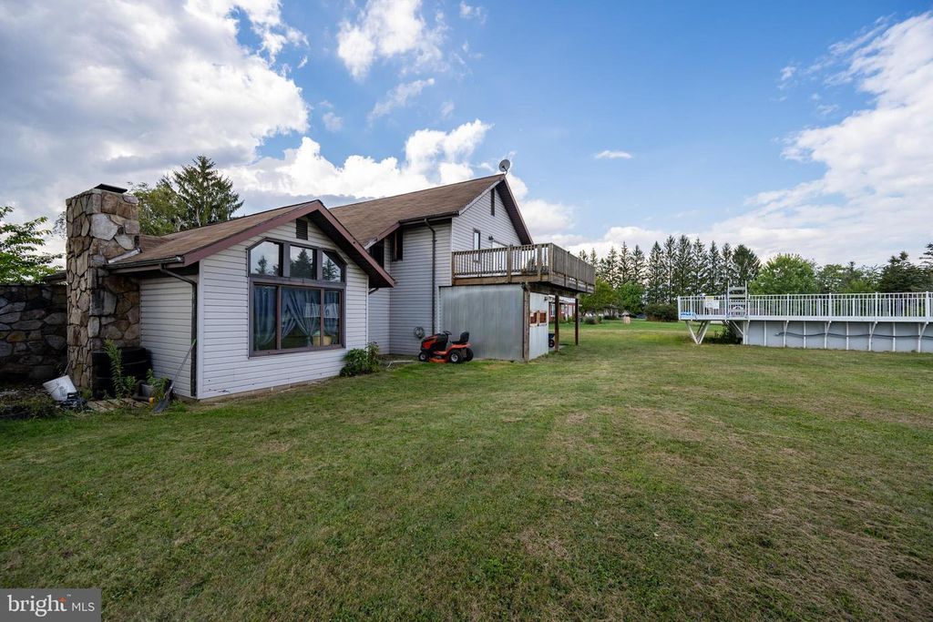 88 KNOLL CREST HTS, Oakland, MD 21550