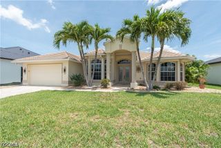 3725 SW 4th LN, Cape Coral, FL 33991
