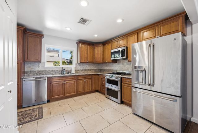 11017 Tiara Street, North Hollywood, CA 91601