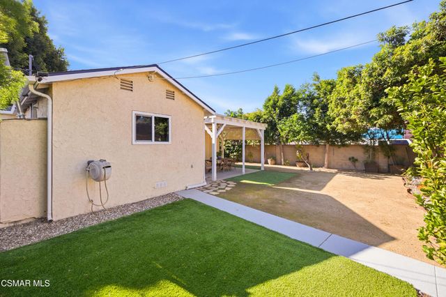 11017 Tiara Street, North Hollywood, CA 91601