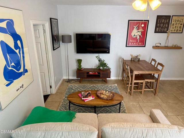 11017 Tiara Street, North Hollywood, CA 91601