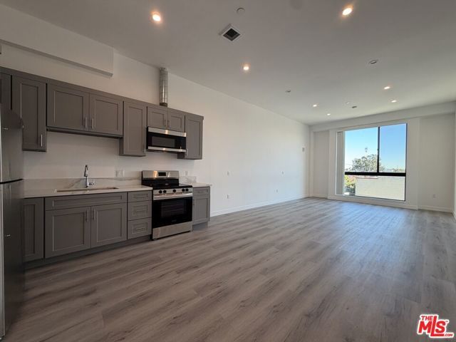 1870 E 1st Street 202, Los Angeles, CA 90033