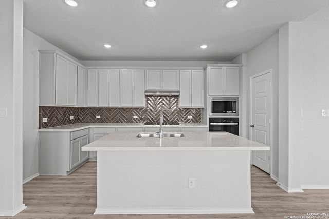 2829 Bergamot Dr., New Braunfels, TX 78130