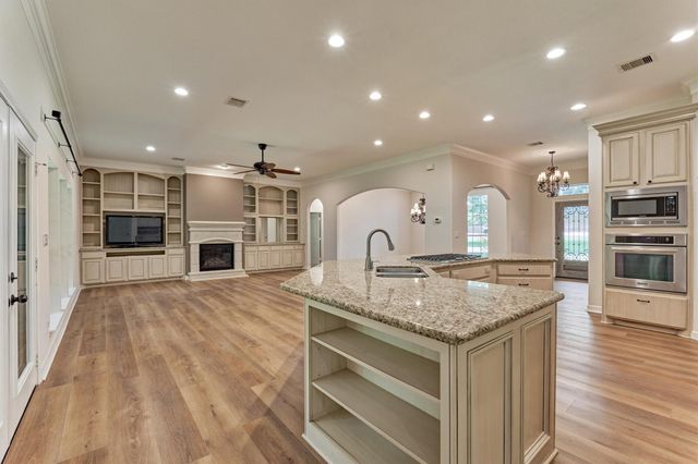 11388 Grand Harbor Boulevard, Montgomery, TX 77356