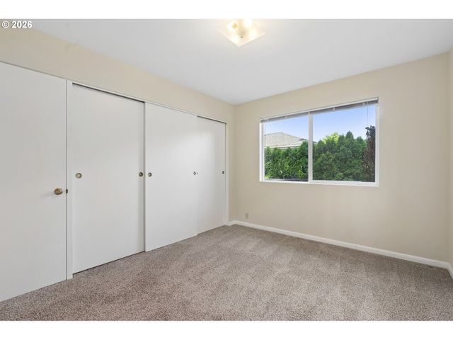 3407 Se STEELE St, Portland, OR 97202