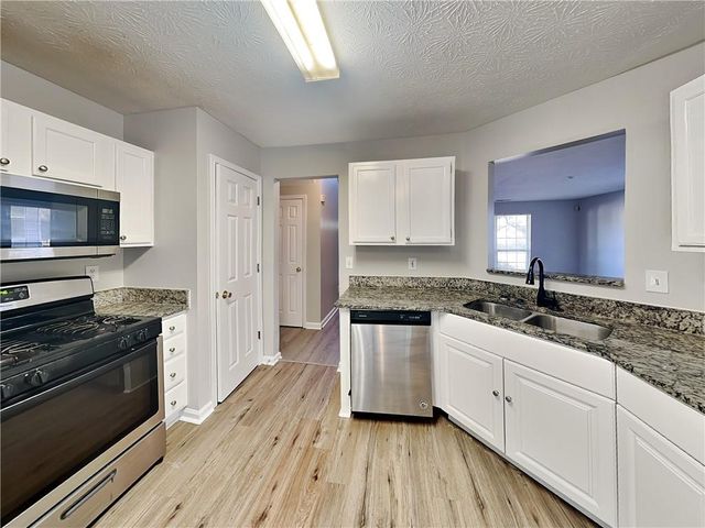 1173 Summerstone Trace, Austell, GA 30168