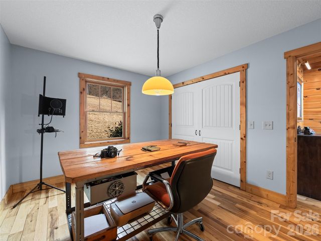 110 Mailon King Road, Leicester, NC 28748