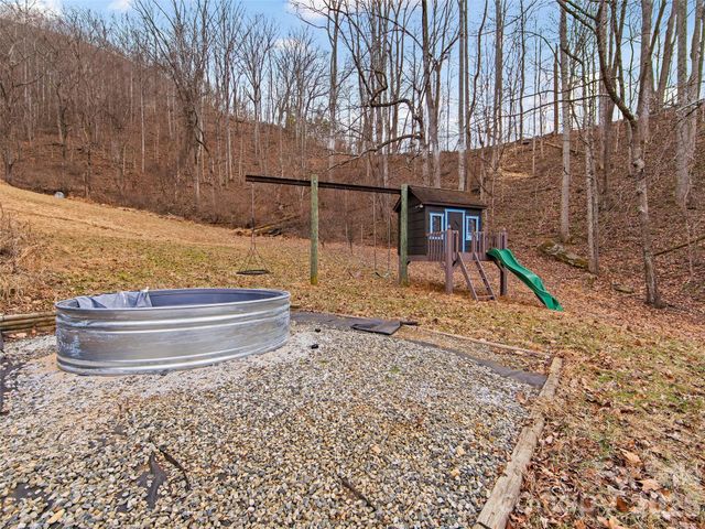 110 Mailon King Road, Leicester, NC 28748