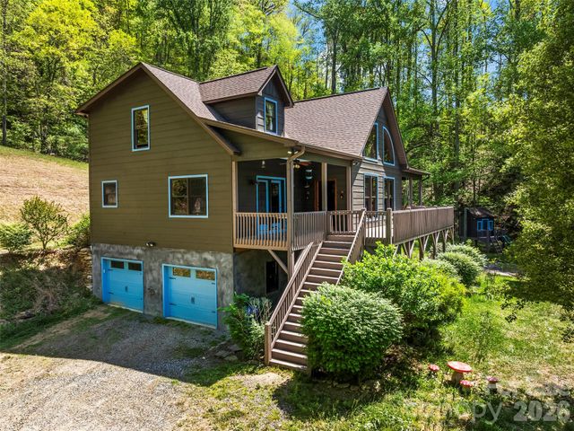 110 Mailon King Road, Leicester, NC 28748