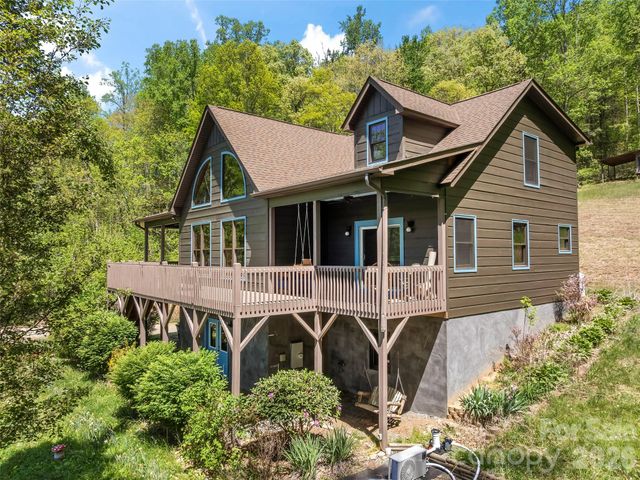 110 Mailon King Road, Leicester, NC 28748