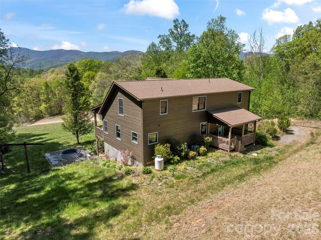 110 Mailon King Road, Leicester, NC 28748
