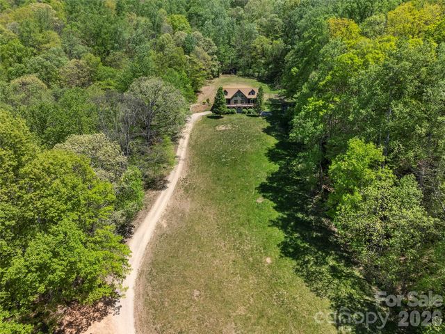 110 Mailon King Road, Leicester, NC 28748