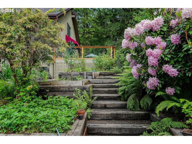 1946 ROBERTA Ave, Salem, OR 97302