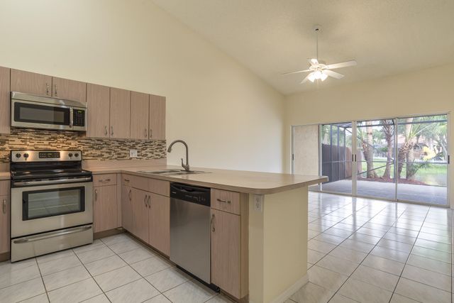 21390 Millbrook Court, Boca Raton, FL 33498