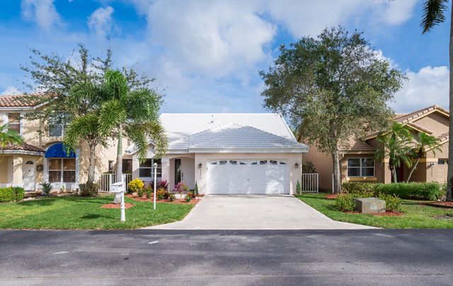 21390 Millbrook Court, Boca Raton, FL 33498