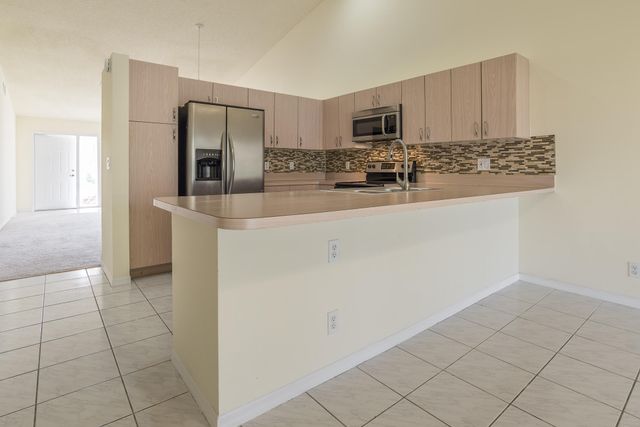 21390 Millbrook Court, Boca Raton, FL 33498