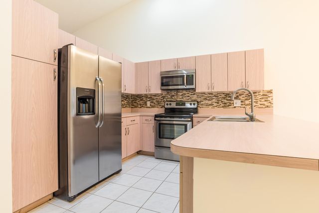 21390 Millbrook Court, Boca Raton, FL 33498