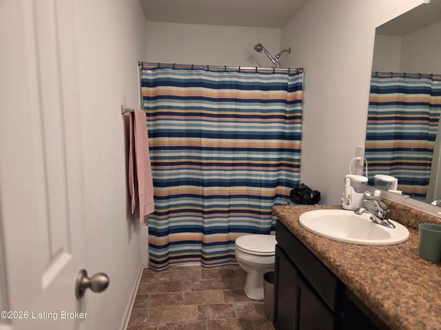 8717 Warbler Branch Way, Louisville, KY 40229