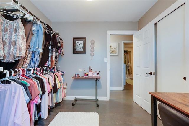 15408 E 42nd Place S, Independence, MO 64055