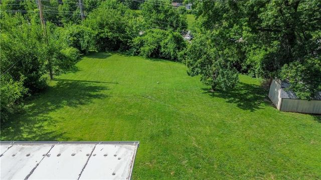 15408 E 42nd Place S, Independence, MO 64055