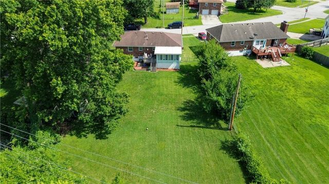15408 E 42nd Place S, Independence, MO 64055