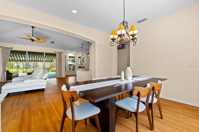 4751 CARRINGTON CIRCLE, Sarasota, FL 34243