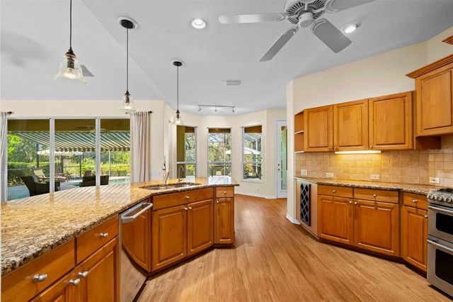 4751 CARRINGTON CIRCLE, Sarasota, FL 34243