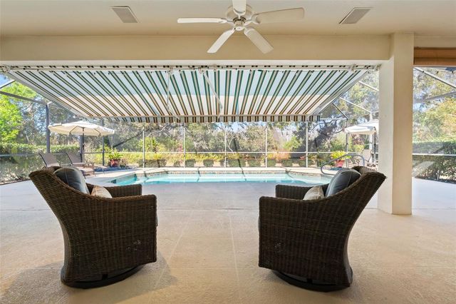 4751 CARRINGTON CIRCLE, Sarasota, FL 34243