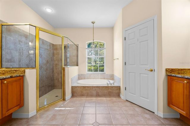 4751 CARRINGTON CIRCLE, Sarasota, FL 34243