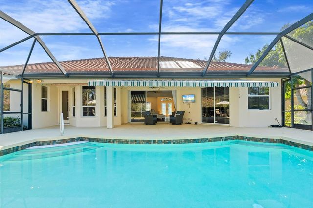 4751 CARRINGTON CIRCLE, Sarasota, FL 34243