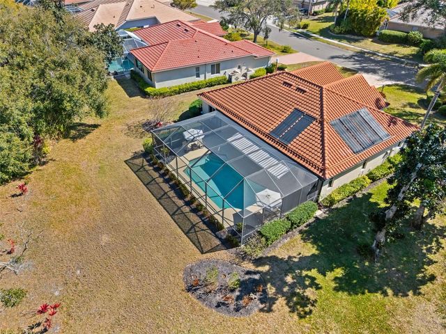 4751 CARRINGTON CIRCLE, Sarasota, FL 34243