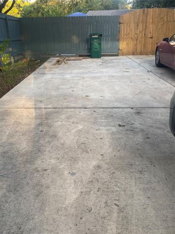 7 Dowling Street B, La Marque, TX 77568